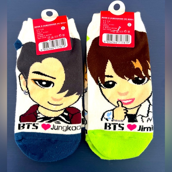 Jungkook and Jimin Socks - Picture 2 of 2